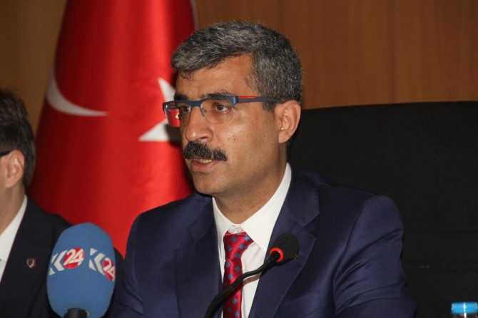 SGK Başkanı Bağlı: İşsizliği kontrol edilebilir seviyeye getireceğiz