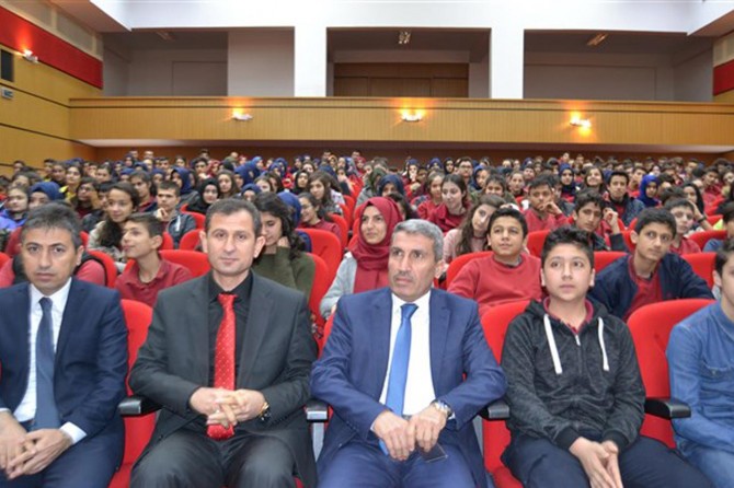 “İHL öğrencileri rol model olmalıdır”