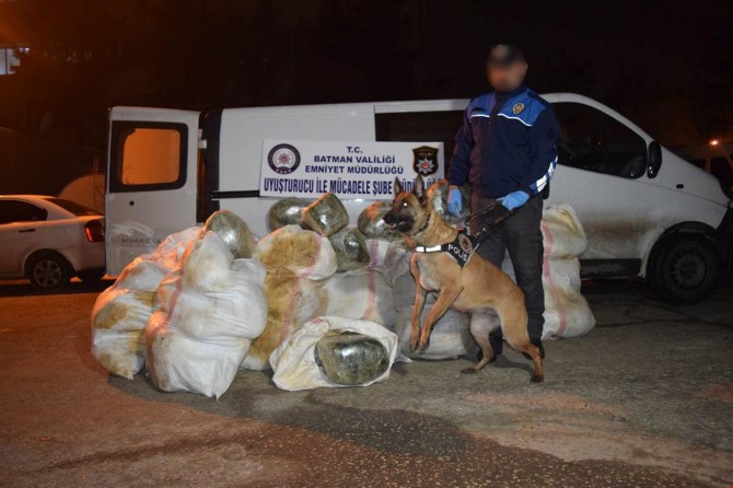 Batman'da 477 kilogram esrar ele geçirildi