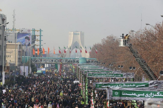 Salvegera 38 emîn Înqlaba Îslamî ya Îranê tê pîrozkirin