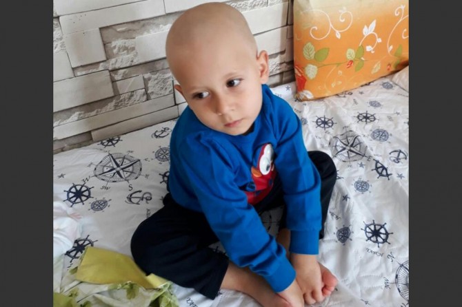 Zarokê bi navê Alî Eymen bendewarê neqla îlîkê ye