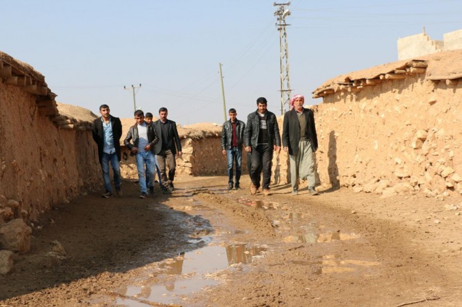 "500 nüfuslu mahalle hizmet bekliyor"