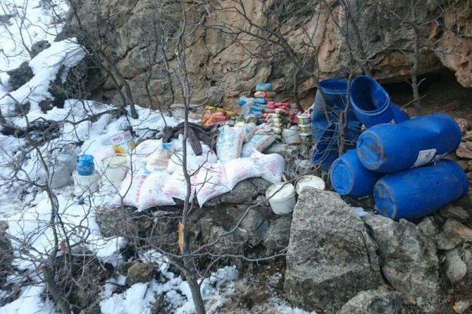 Diyarbakır’da PKK'ye ait 34 tüp ele geçirildi