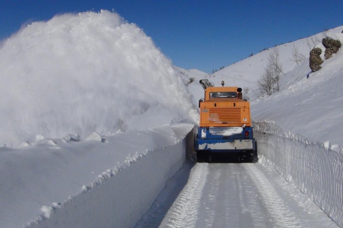 Li Çewlîgê xebatên vekirina rêyan didome