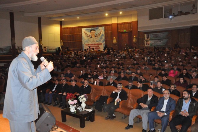 “Divê em mîrasa şehîdan neqlî neslên dê werin bikin”