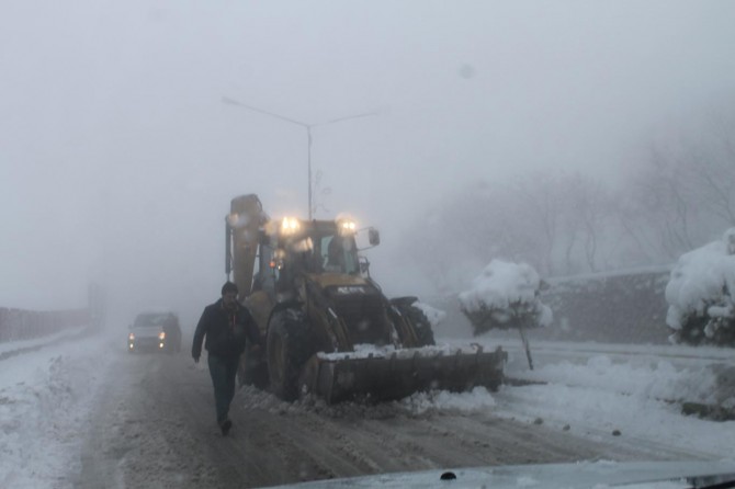 Şırnak’ta 23 köy yolu ulaşıma kapandı