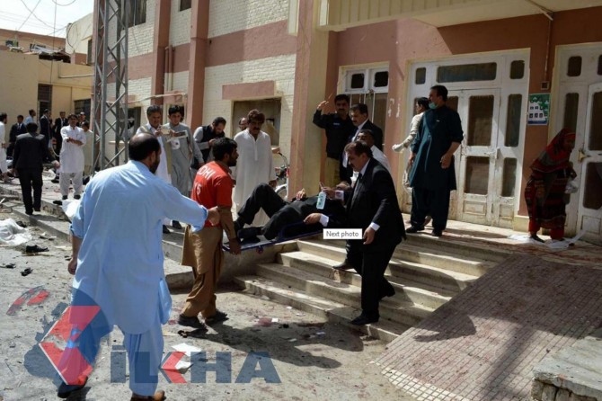 Li Pakîstanê êrîşa bombeyî: 72 mirî, ji 100î zêdetir birîndar