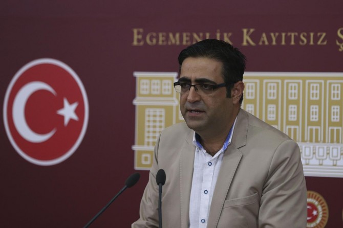 İdris Baluken hakkında yakalama kararı çıkartıldı