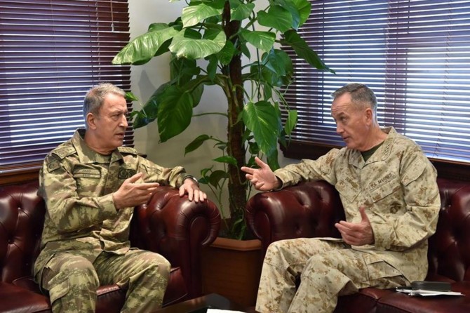 Akar û Dunford civiyan