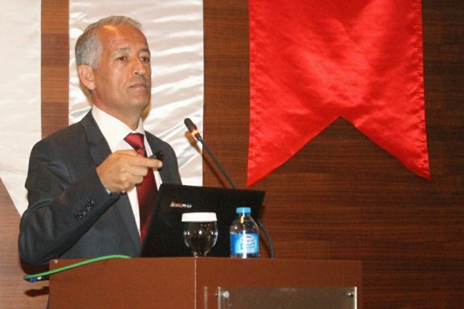 “Çiftçilerimiz kendi kooperatiflerini kurmalıdırlar”