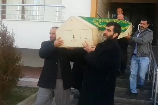 DayîkaEdîb Gumuşê Rêberê Cemaeta Hîzbullah wefat kir