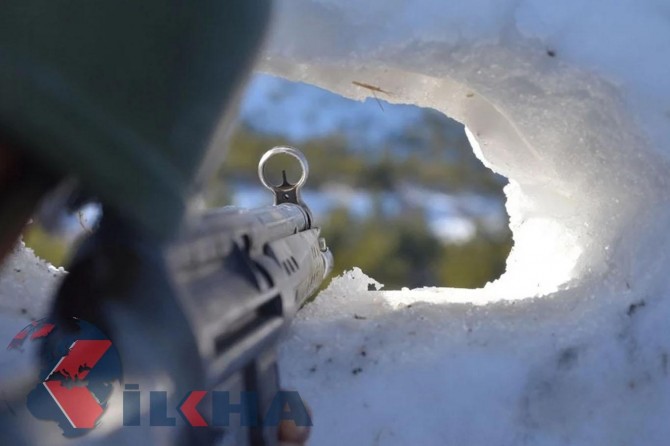 Female officers may wear headscarves