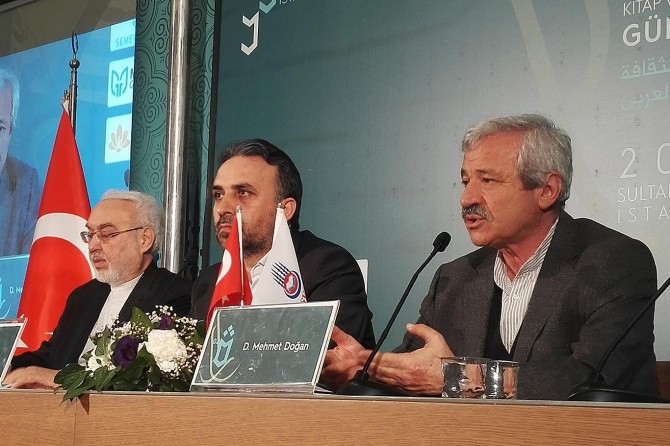 İslam dünyasının ortak dili vahyin dili Arapça olmalı