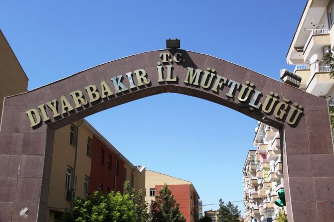 Diyarbakır Müftülüğü dolandırıcılara karşı uyardı