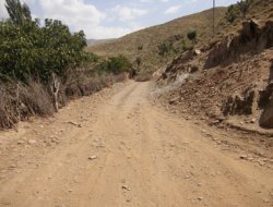 Bitlis'in Köy Yolları Asfalt Bekliyor