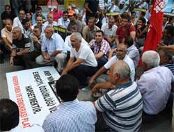 KESK Eylemine Polis Engeli