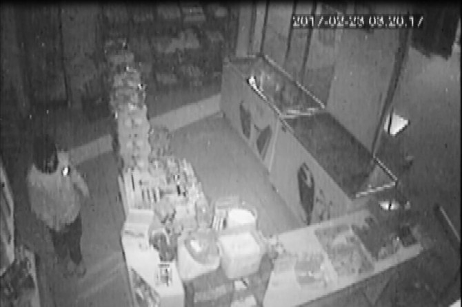 Hırsızlar suçüstü yakalandılar