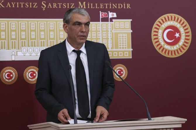 HDP'li İbrahim Ayhan gözaltına alındı