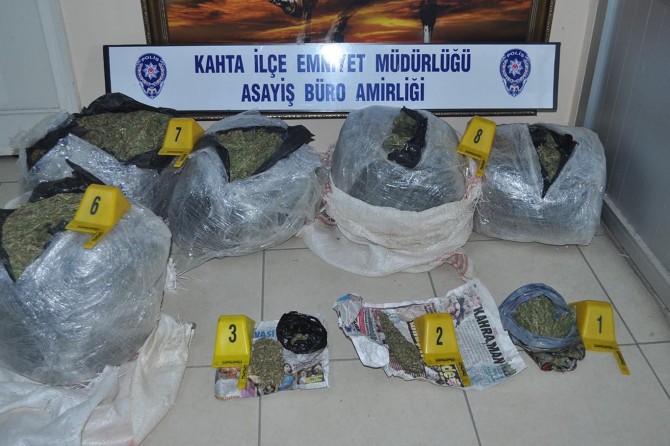 Şüpheli araçta 47 kilogram esrar ele geçirildi