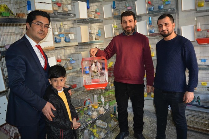 “Sûra xwe ji ber bike çûka xwe ya mihebbetê bigire”