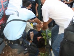 Parasız Eğitime Sert Müdahale