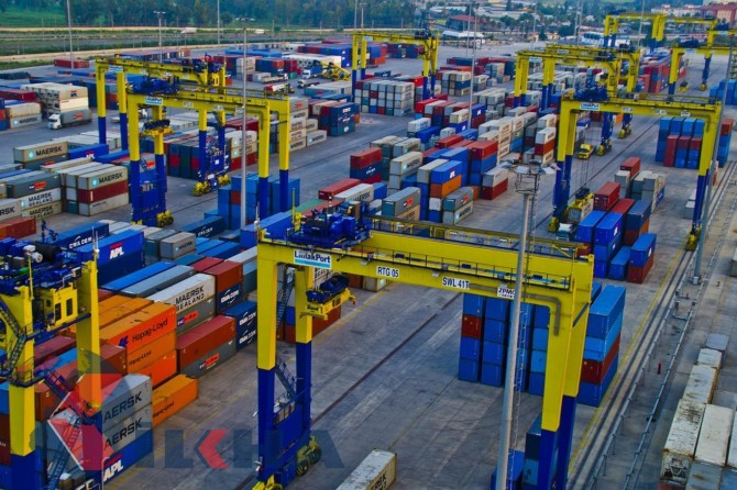 Îthalat û îhracat zêde bû