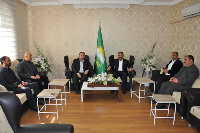 HÜDA PAR’dan Kozluk esnafının sorununa ilişkin açıklama