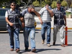 Hakkari'de Operasyon: 15 Gözaltı