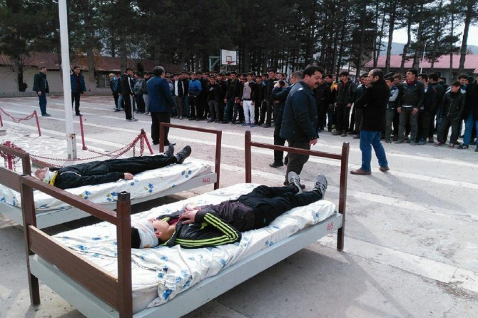 Deprem tatbikatı yapıldı