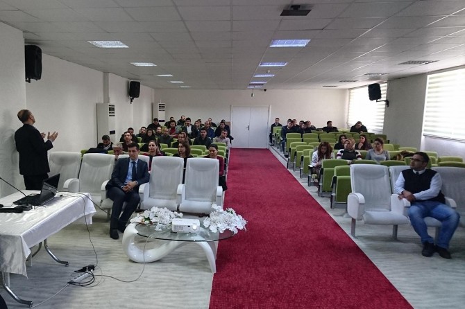 Buzağı ölümlerine karşı yetiştiricilere eğitim verildi