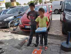 Kırtasiye Malzemesi İçin Çalışıyorlar