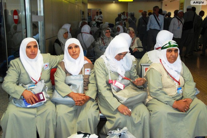 Diyarbakır’dan bin 356 kişi hacca gidecek