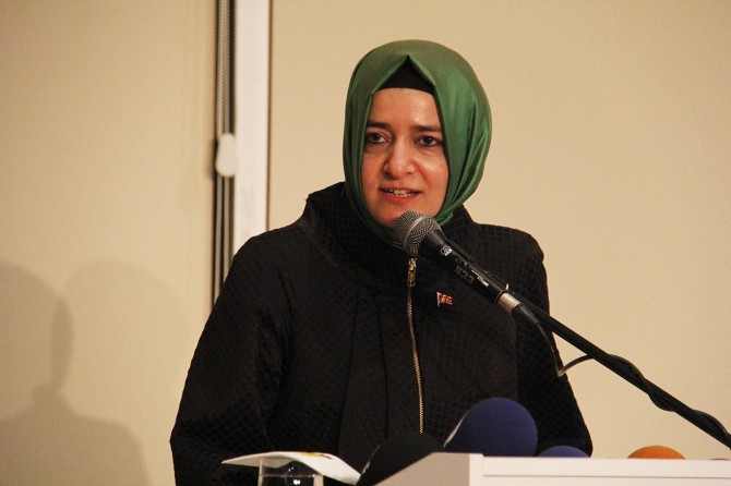 "Referandum asla bir rejim değişikliğini getirmiyor"