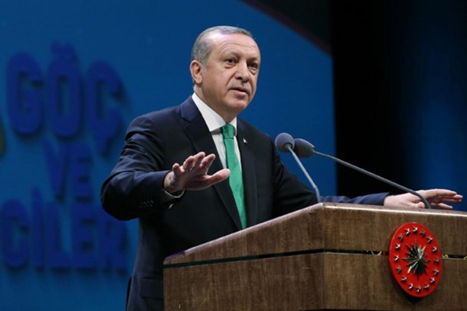 “Me bi hişmendiya ku statukoyê daparêze re micadele kir”