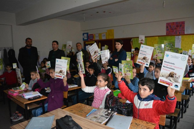 Yaban hayvanlarla ilgili öğrencilere seminer verildi