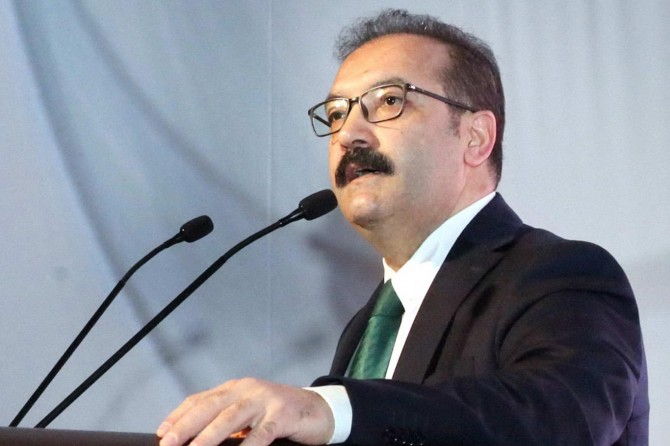 "Bizi inancı yüksek bir gençlik geleceğe taşıyacak"