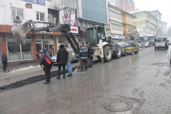 “Başbakan 2 ayda bir Muş’a gelsin ki belediyeden hizmet görelim”