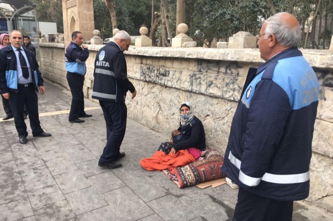 Kızıltepe’de zabıta dilencileri topladı