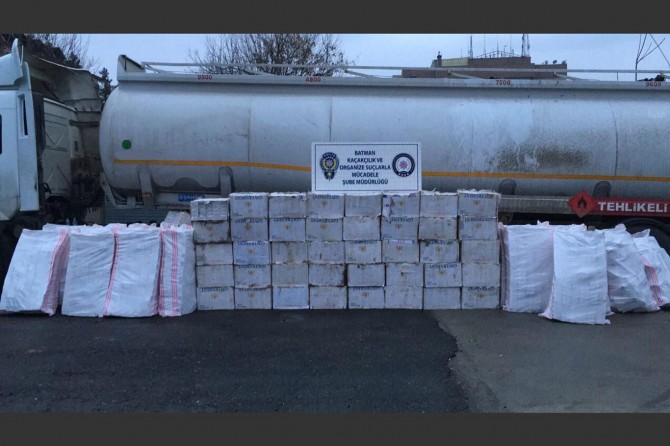 Di tankera sotemeniyê de 56 hezar paket cixareyên qeçax hat bidestxistin