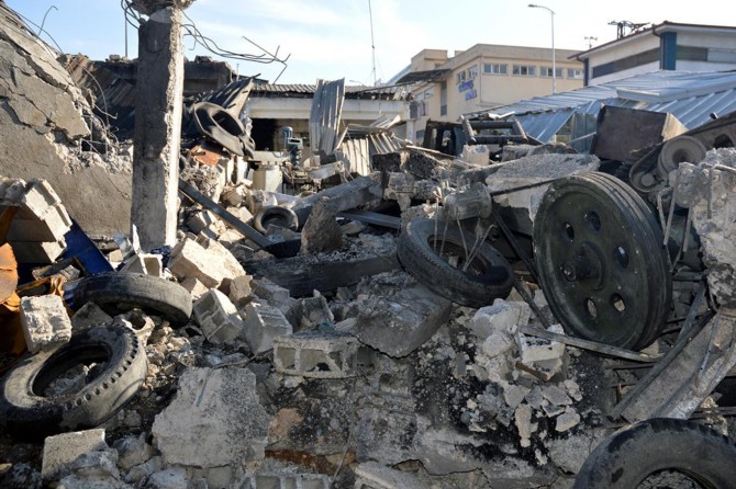 Fabrîqa plastîkan a ku qazanê wê teqiya xera bû