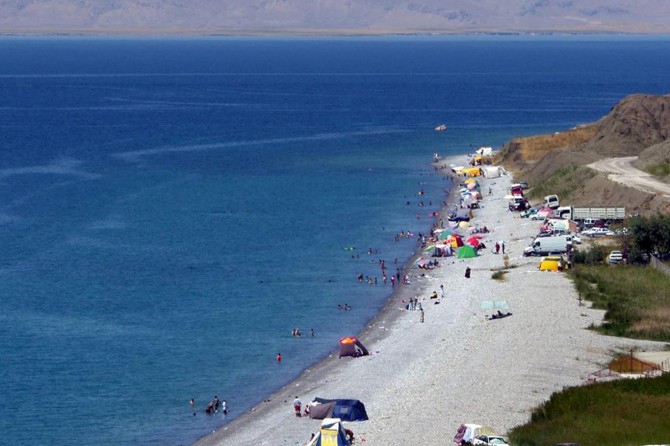 Van Gölü çevresinde 'afete maruz bölge' ilanı