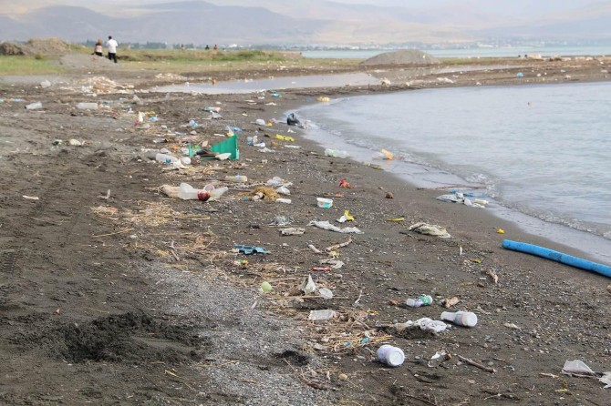 "Van Gölü'nde yıllardır yaşanan büyük bir mağduriyet giderildi"