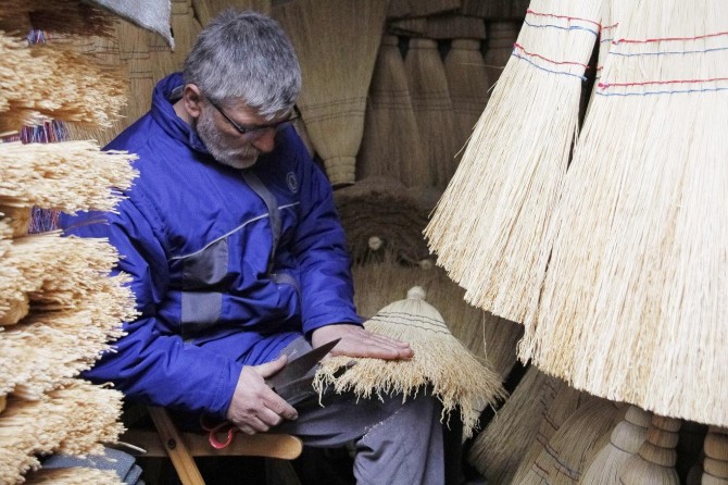 2 metrekarelik dükkânda geçen bir ömür