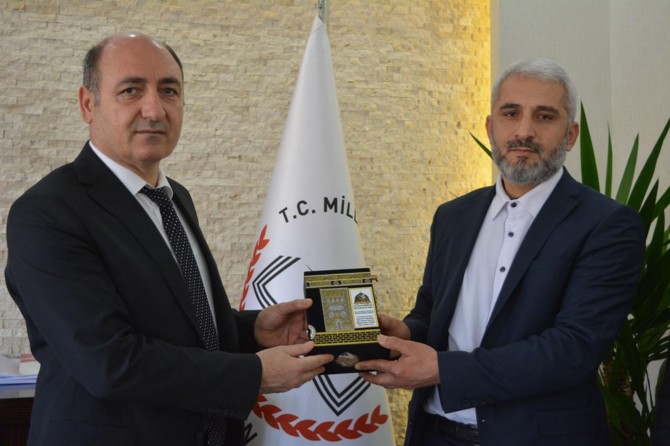 Siyer Sınavı'na katkı sunanlara hediye verildi