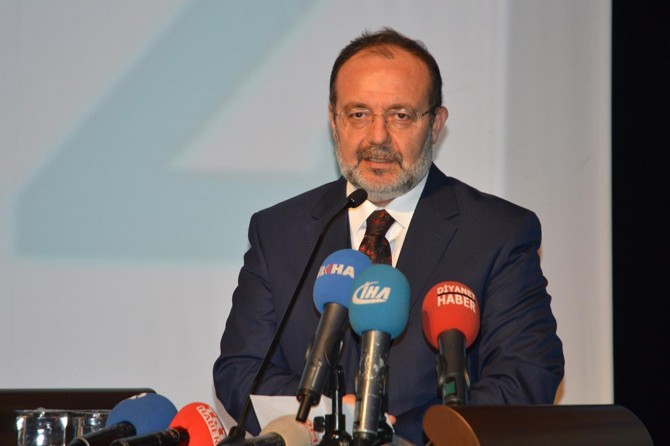 Aliya Izetbegovic was a wise commander says Görmez