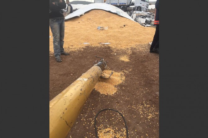 Ayağını helezona kaptıran işçinin ayağı koptu