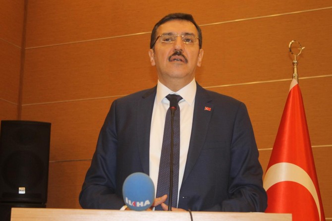 “Kendini geliştirmiş her gencin önünü açarız”