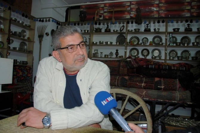 30 yıllık birikimini yeni nesiller için sergiliyor