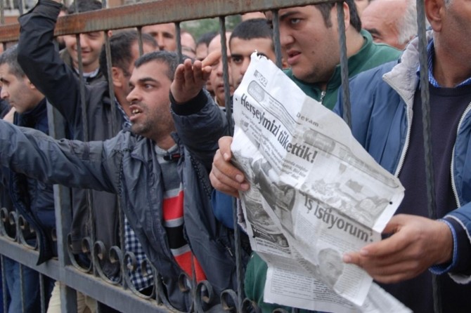 İş bulmak için bekleyenler hayal kırıklığına uğradılar