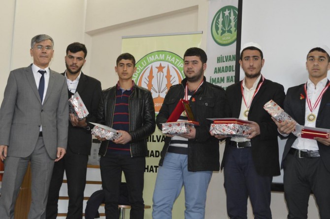 Şanlıurfa Hilvan'da Kur'an ve ezan okuma yarışması yapıldı